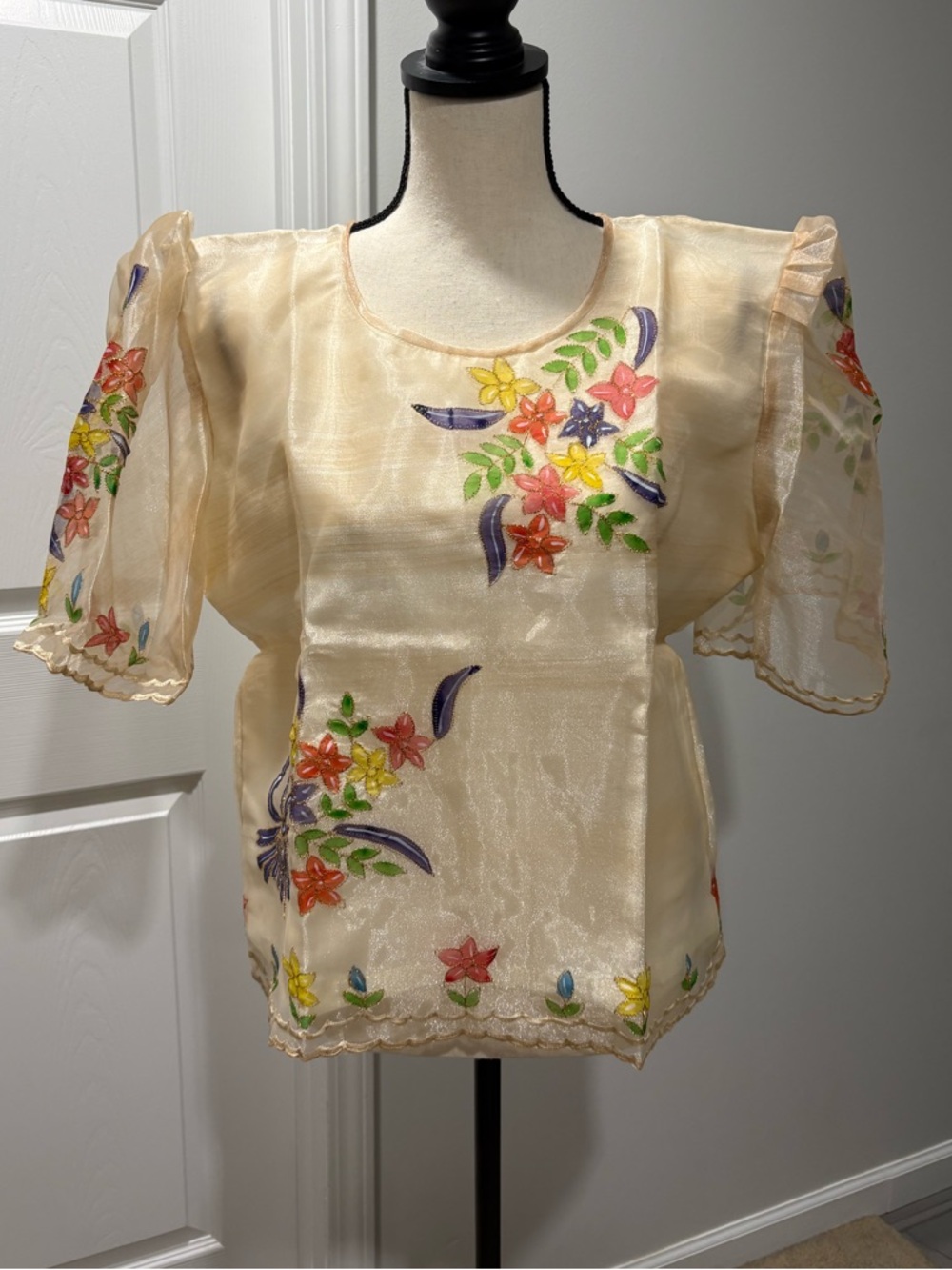 NWOT Lady Barong Filipiniana Maria Clara Mestiza Filipina Handpainted